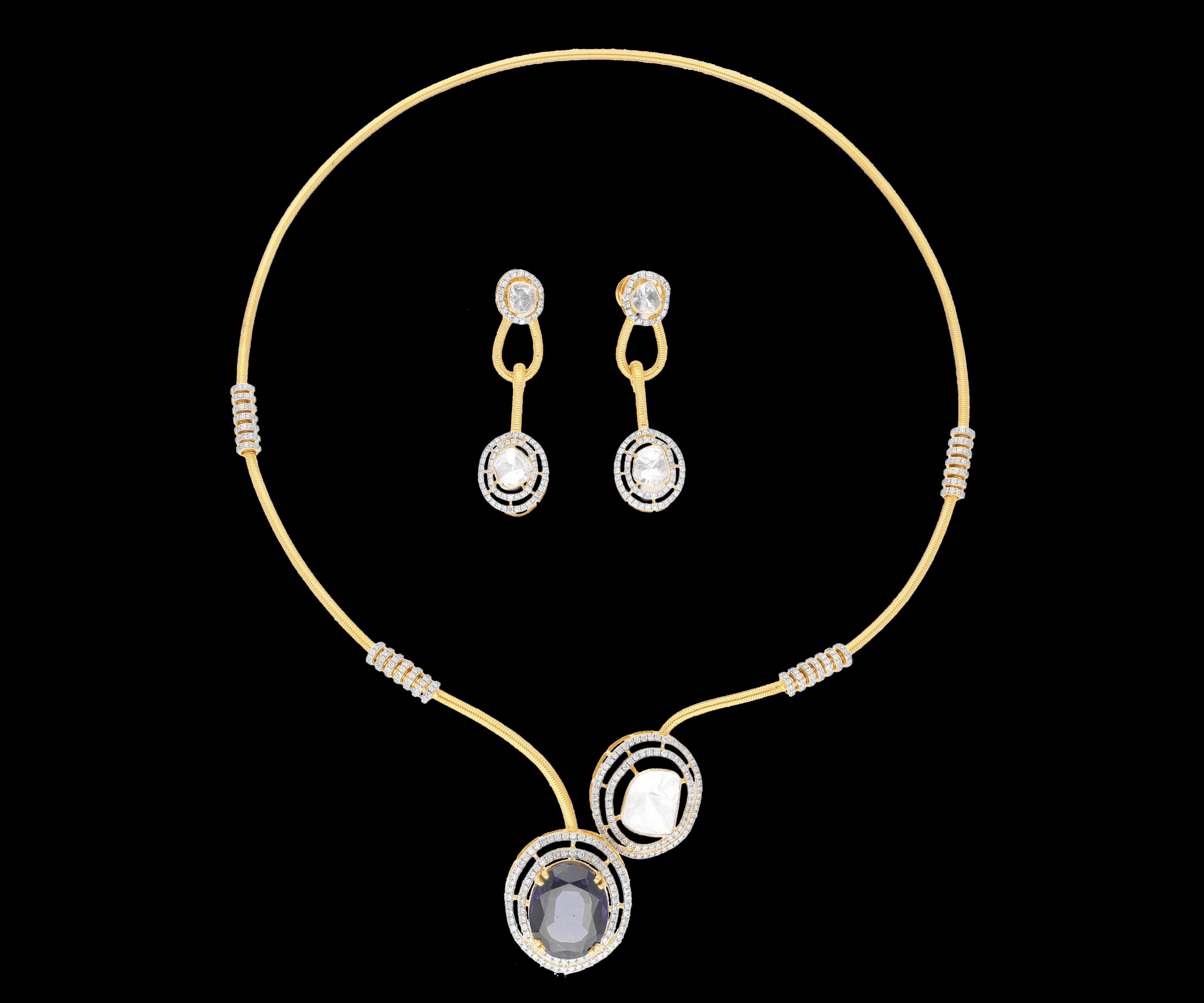Gold D Kundan Set